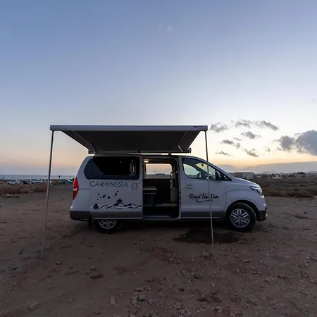 Macaronesia Campervan * קוסטה דל סילנסיו